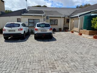 newton park accommodation port elizabeth parking 2025